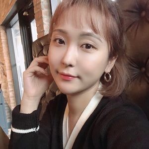 Meet your Posher, Aram